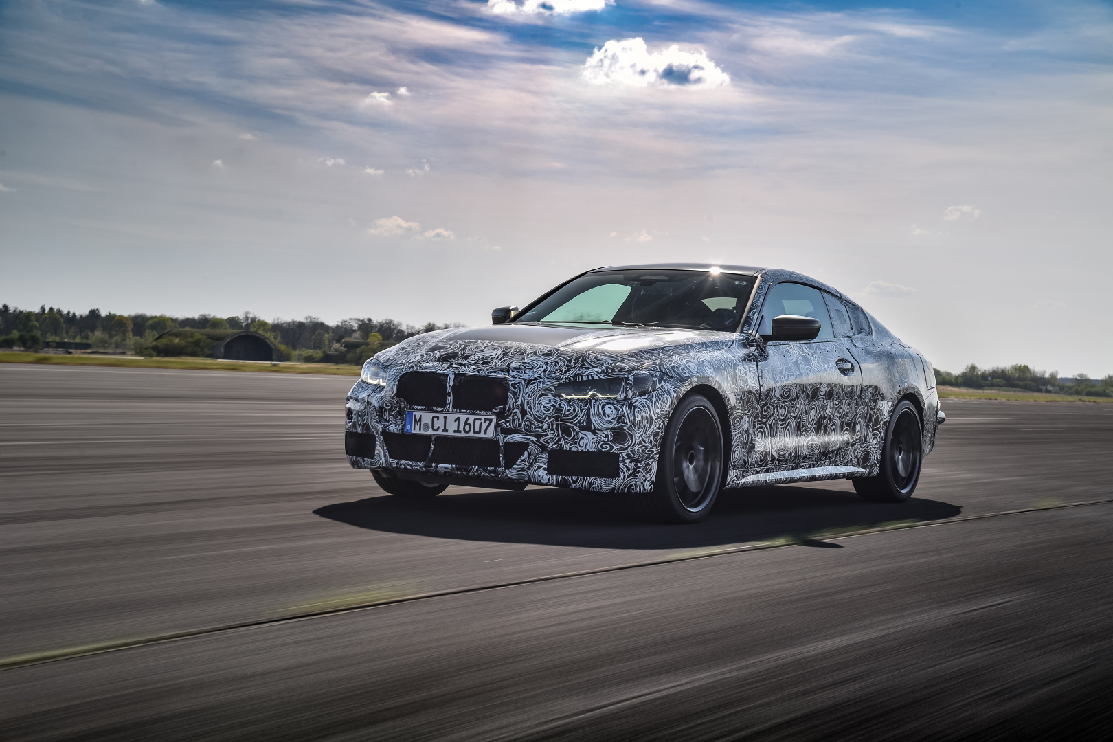 SMALL_P90387893_highRes_the-new-bmw-4-series